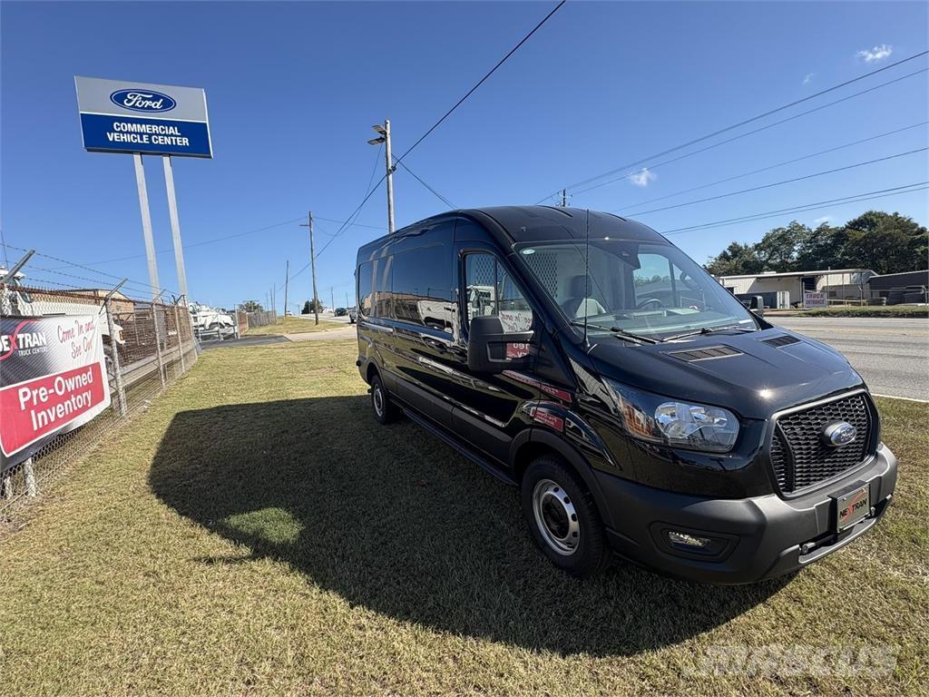 FRD 250 TRANS Box body trucks