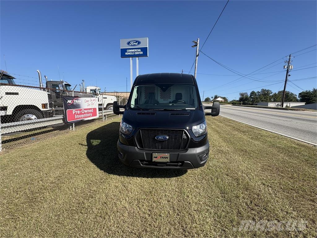 FRD 250 TRANS Box body trucks