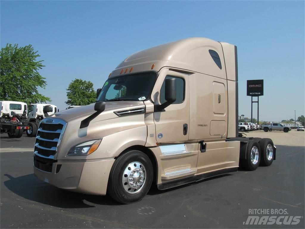 Freightliner CA126SLP Tractor Units