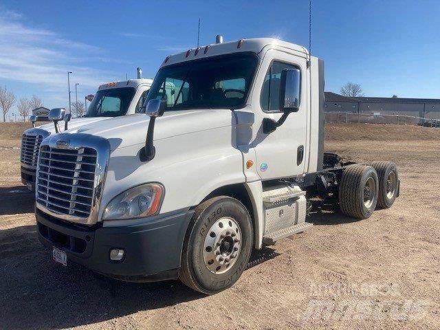 Freightliner Cascadia Tractor Units