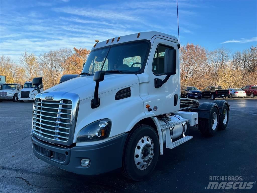 Freightliner Cascadia Tractor Units