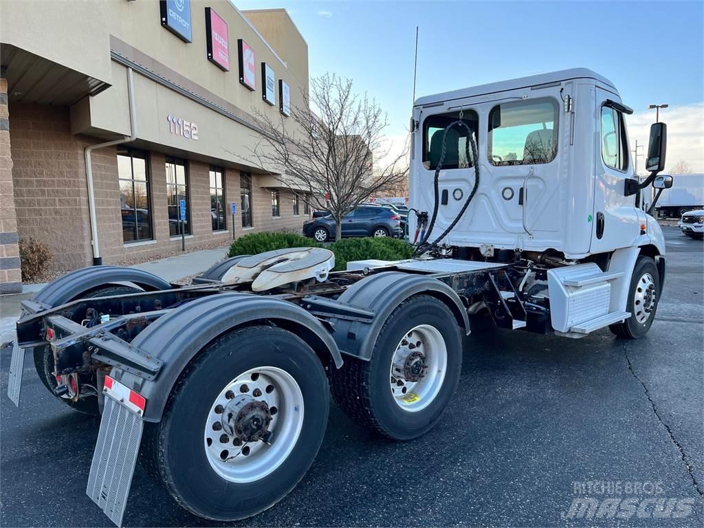 Freightliner Cascadia Tractor Units