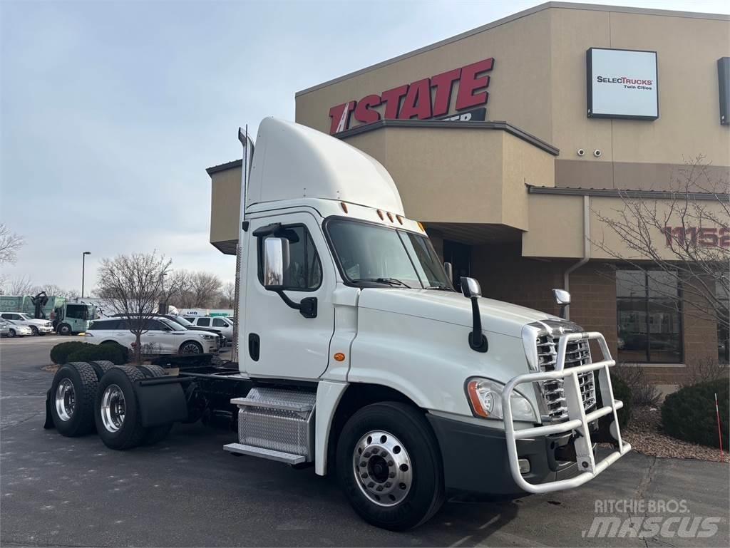 Freightliner Cascadia Tractor Units