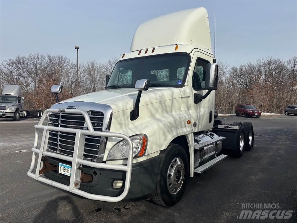 Freightliner Cascadia Tractor Units