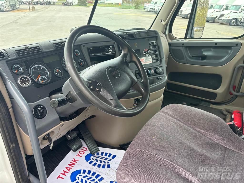 Freightliner Cascadia Tractor Units