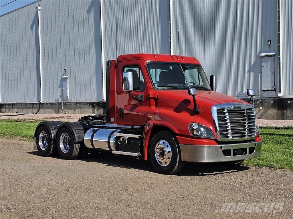 Freightliner Cascadia Tractor Units
