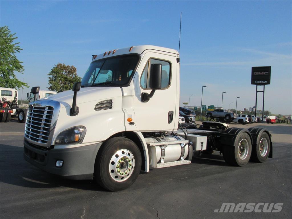 Freightliner Cascadia Tractor Units