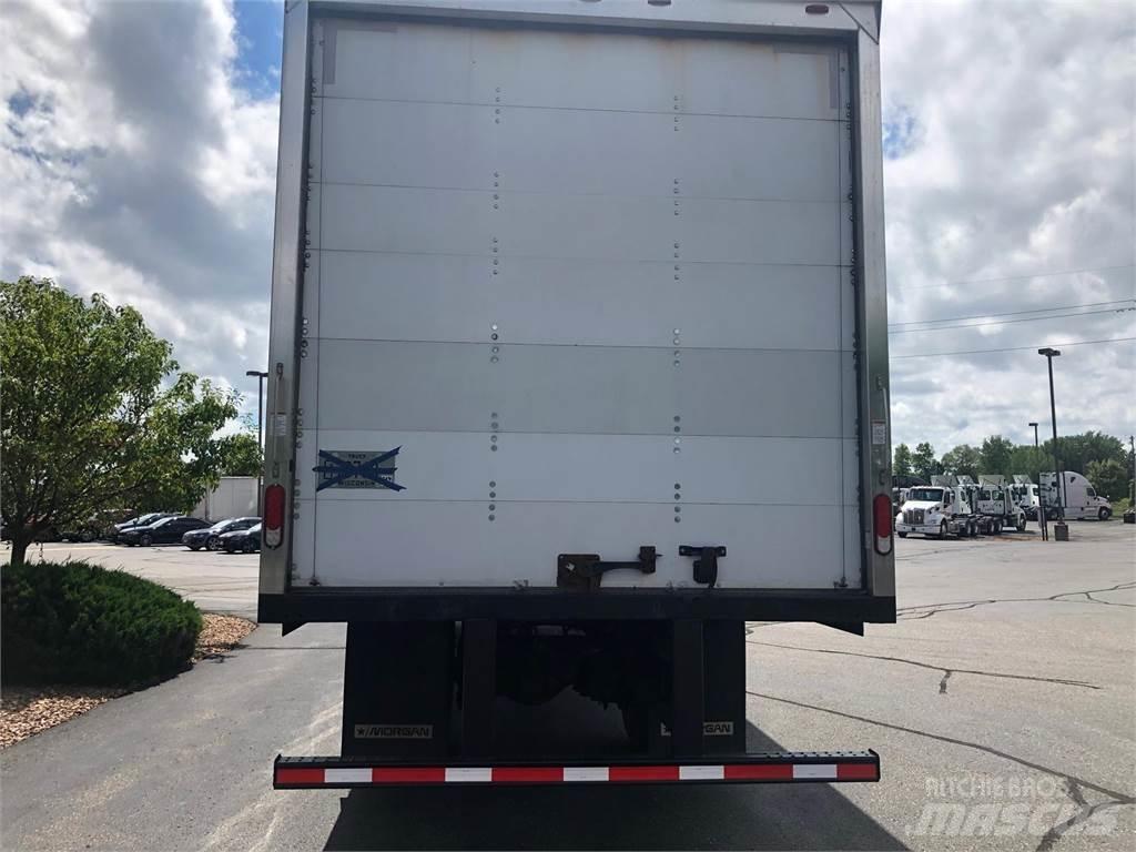 Freightliner M2 106 Box body trucks