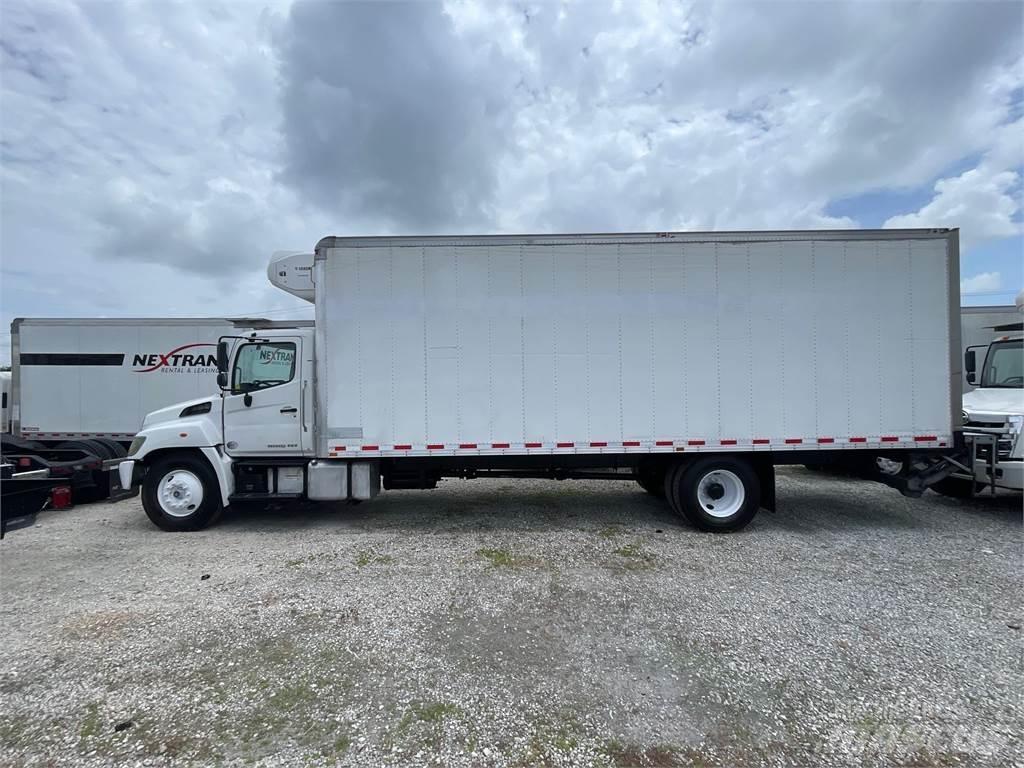 Hino 338 Box body trucks