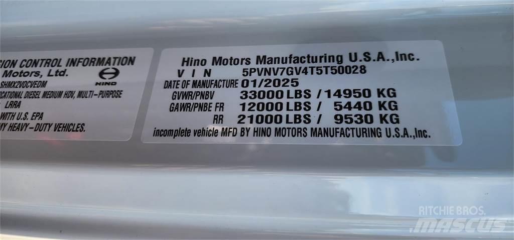 Hino L7 Tractor Units