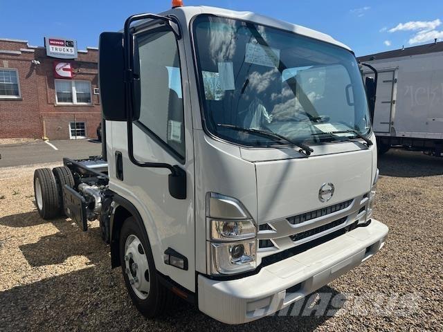 Hino S5 Chassis Cab trucks