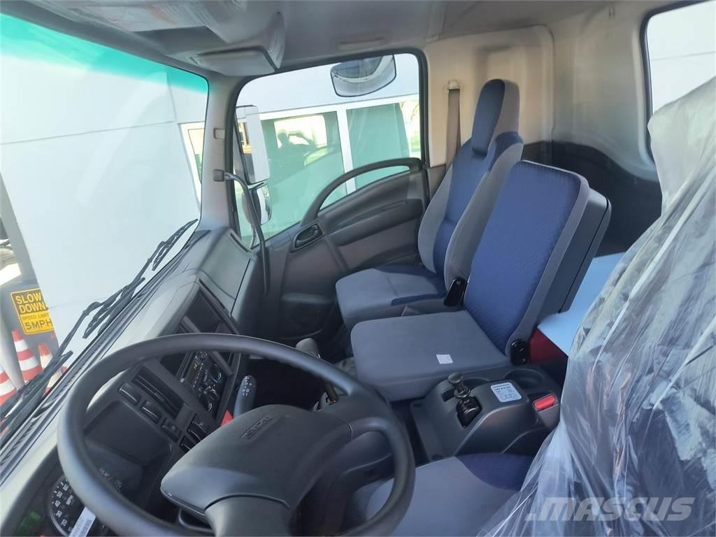 Isuzu FTR-MT1G1 Chassis Cab trucks