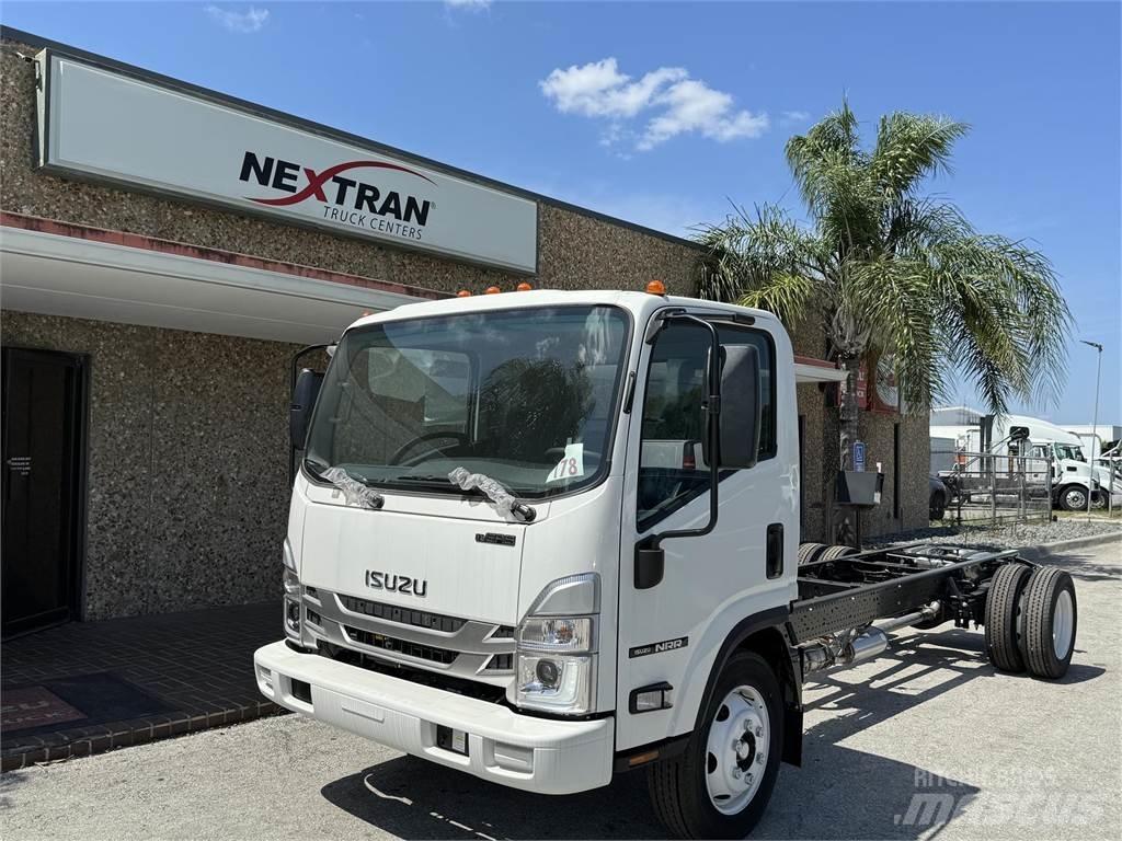 Isuzu NPR-1F404 Chassis Cab trucks