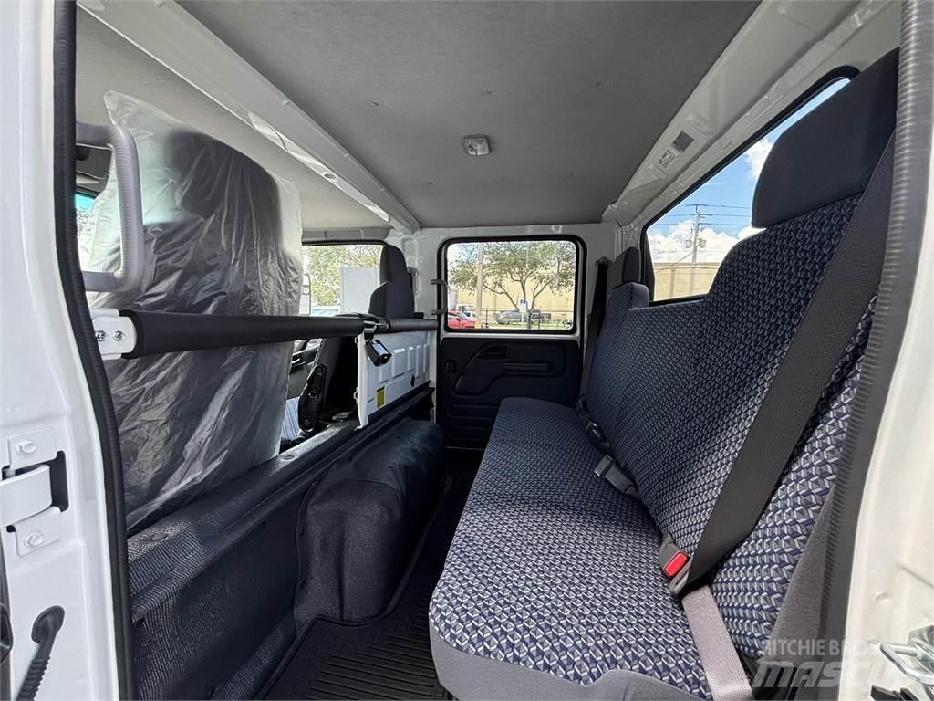 Isuzu NPR-1G404 Chassis Cab trucks
