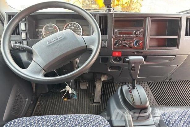 Isuzu NPR HD Box body trucks