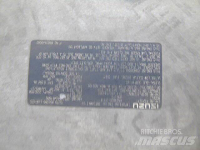 Isuzu NRR 20' REEFER Box body trucks