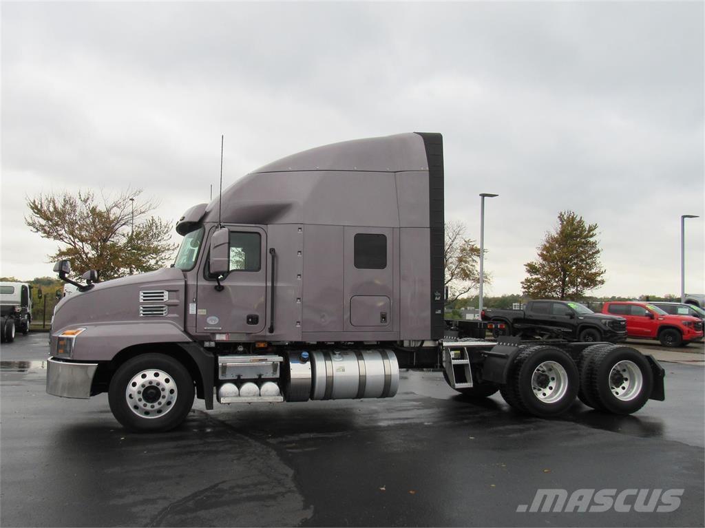 Mack AN64T Tractor Units
