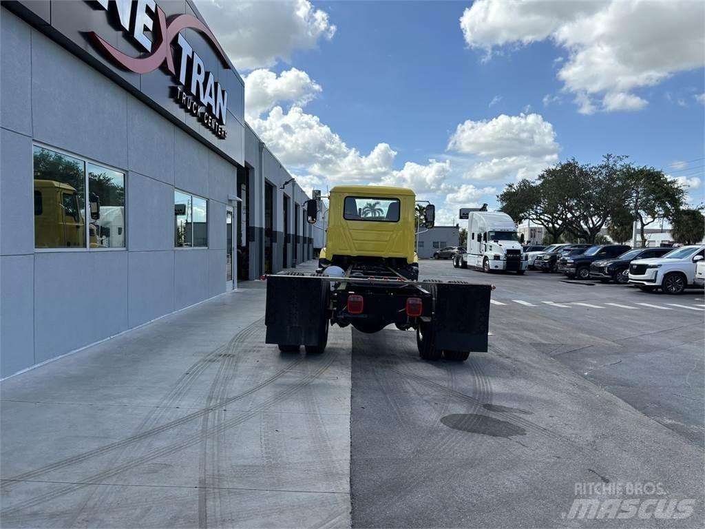 Mack MD7 42R Forestry - Others