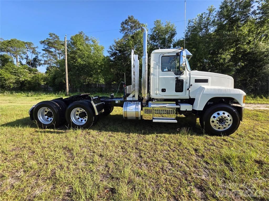 Mack PI64T Tractor Units