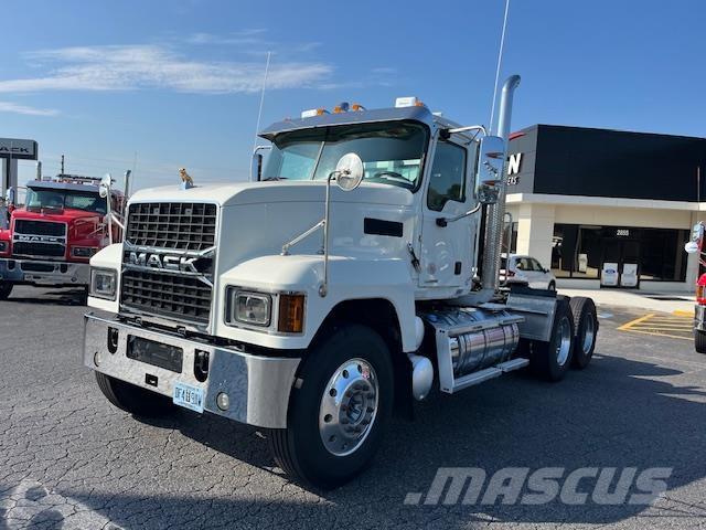 Mack PI64T Tractor Units