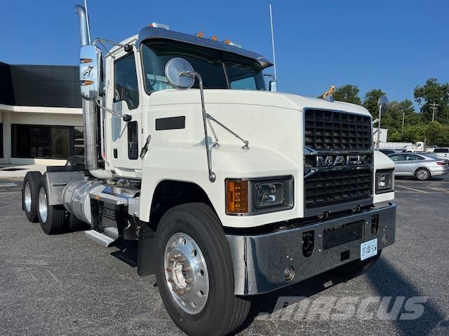 Mack PI64T Tractor Units