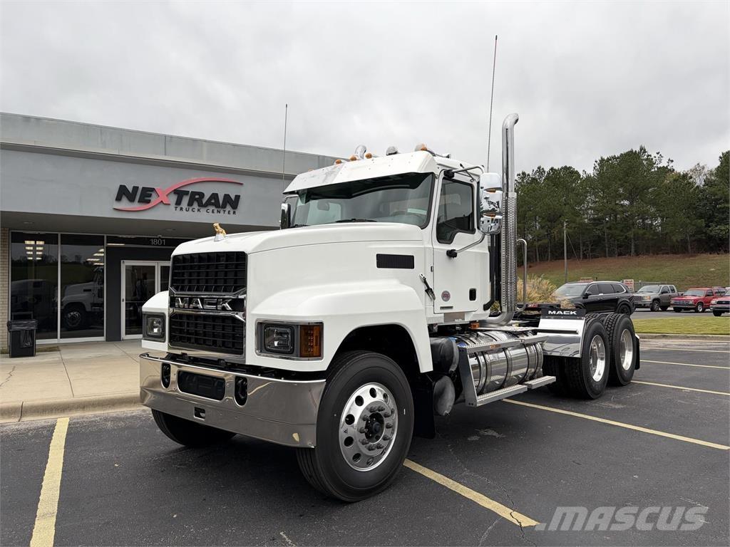 Mack PI64T Tractor Units