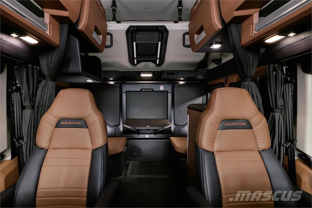 Mack PR64T Tractor Units