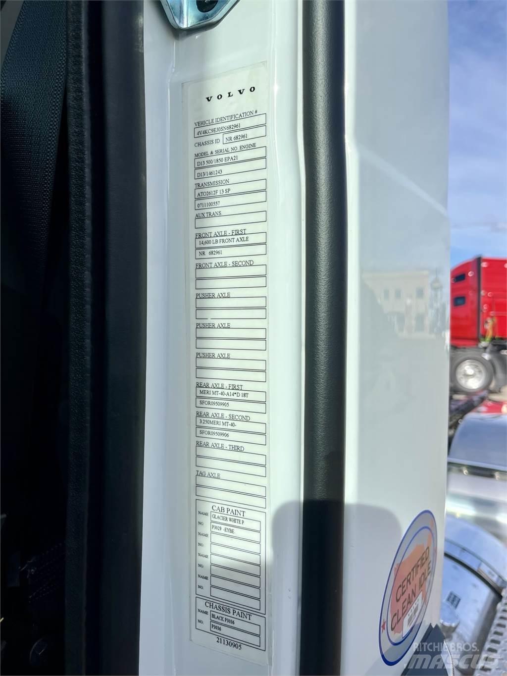 Volvo VHD64FT300 Tractor Units