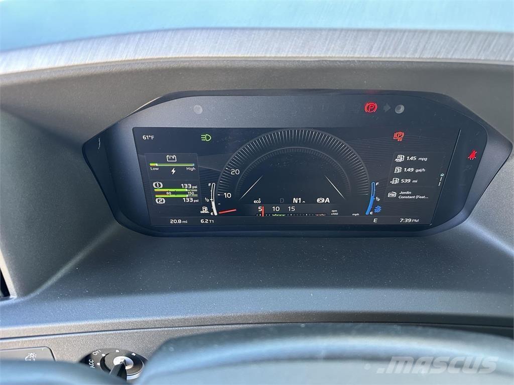 Volvo VNL64T860 Tractor Units