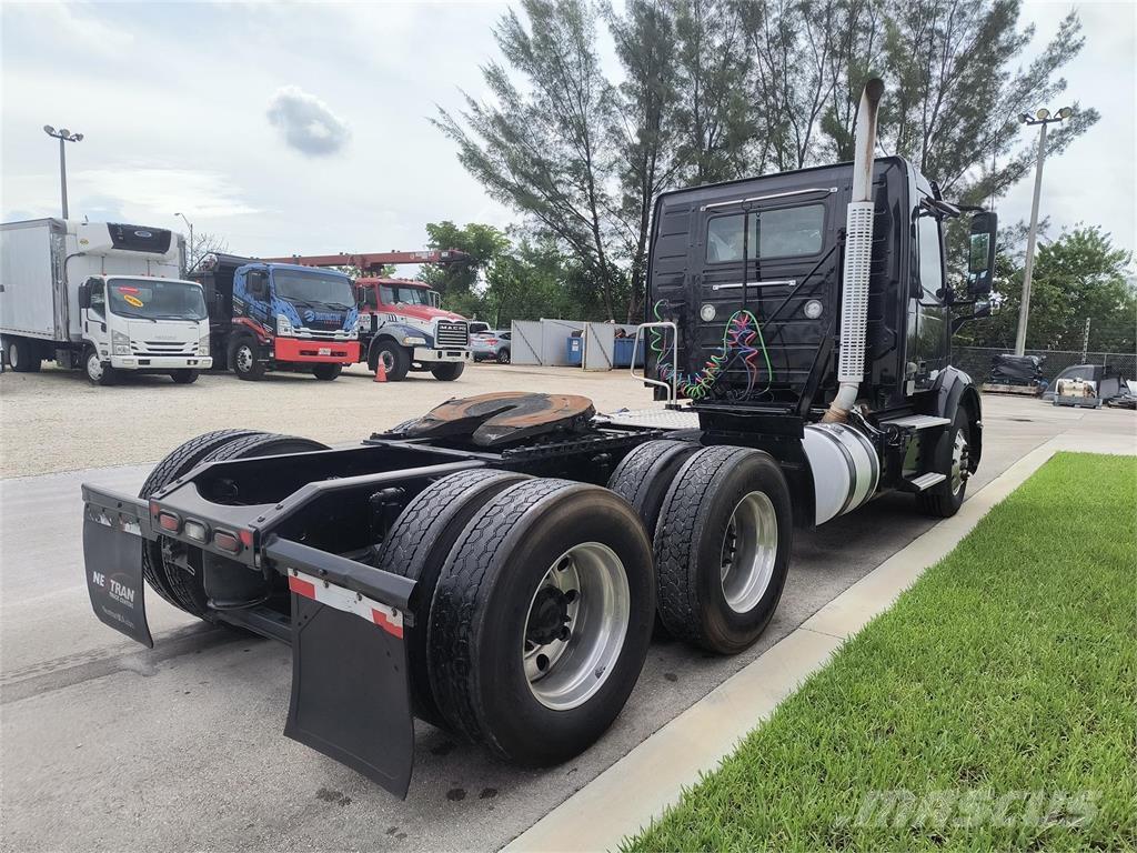 Volvo VNR64T Tractor Units