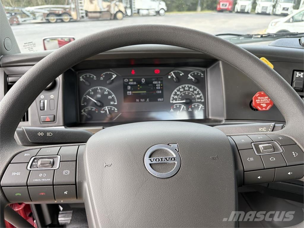 Volvo VNR64T300 Tractor Units