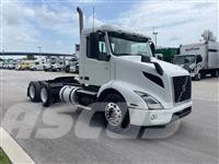 Volvo VNR64T300 Tractor Units