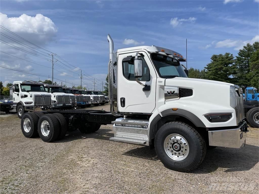 Western Star 49X Tractor Units