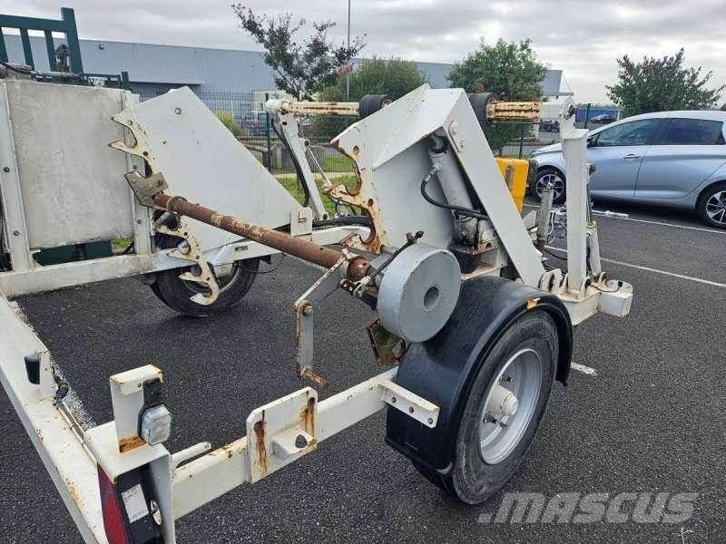 Adoc 3T5 Flatbed/Dropside trailers