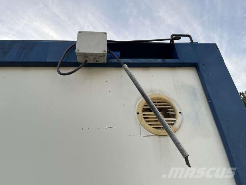  AUTRE WC Construction - Others