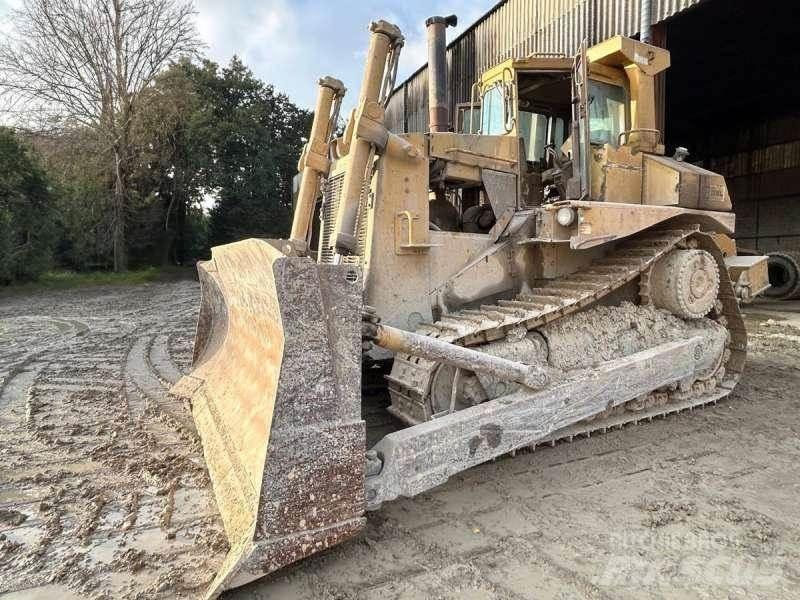 CAT D8L Crawler dozers