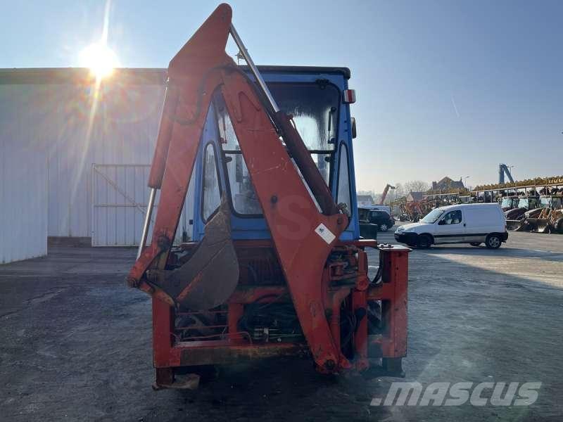 Kubota R520 Backhoe loaders