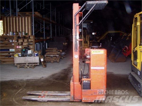 STÅ-IND STABLER Forklift trucks - others