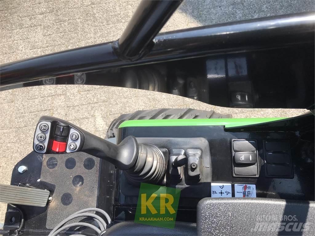 GiANT G2200E Front loaders and diggers