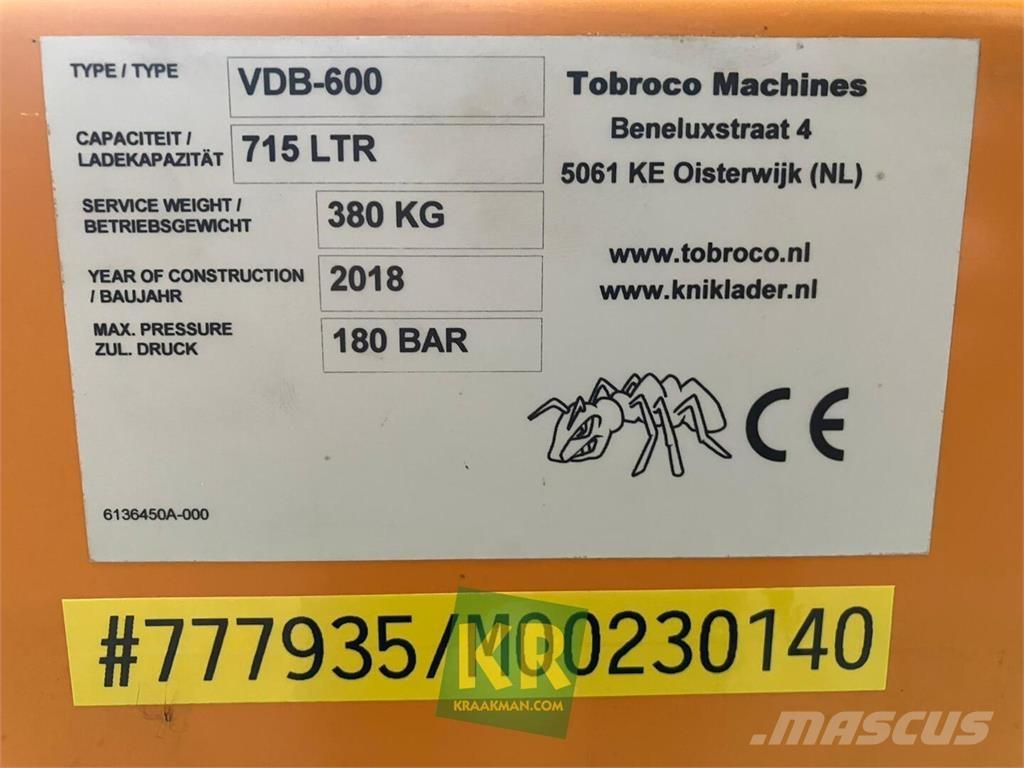 GiANT Verdeelbak Front loaders and diggers