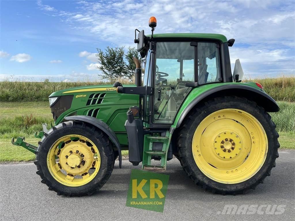 John Deere 6125M Tractors
