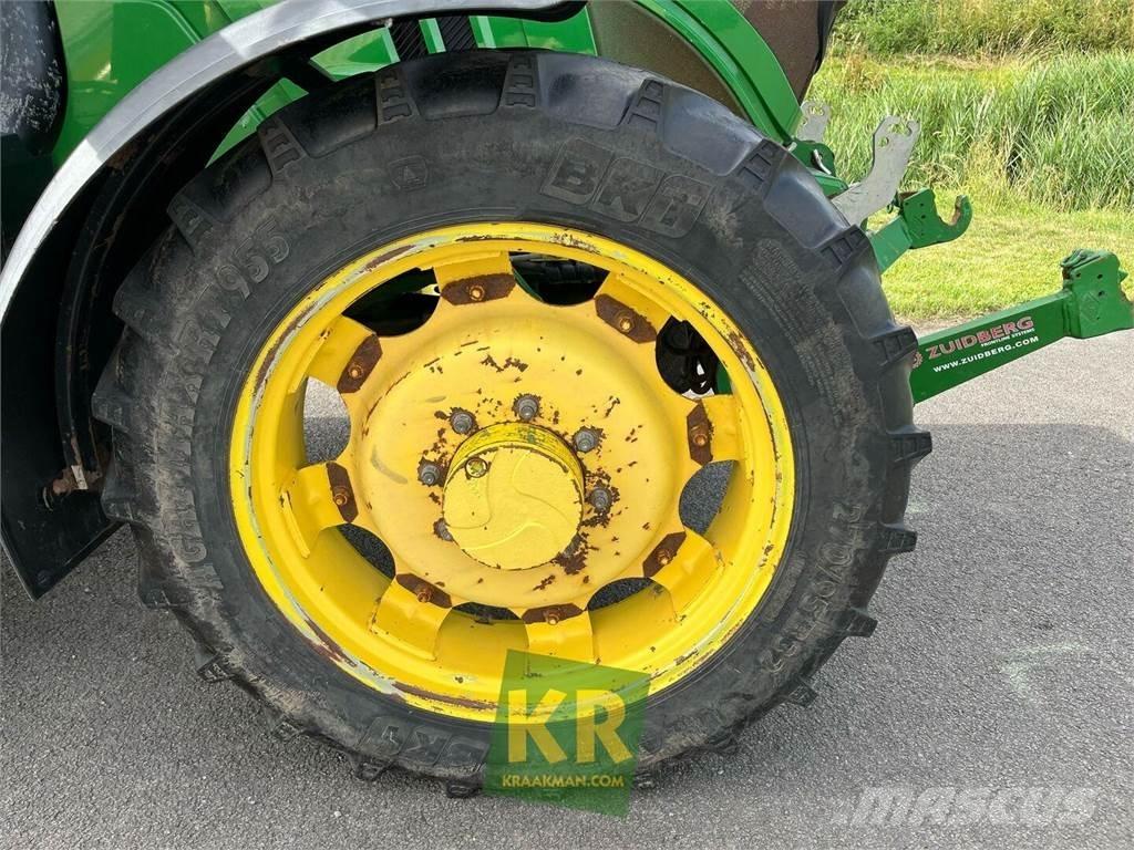 John Deere 6125M Tractors