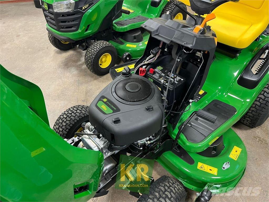 John Deere X107 Riding mowers