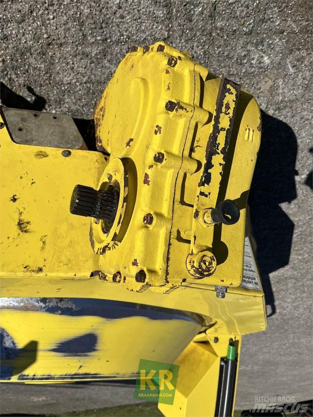 Kemper 445 Combine harvester heads