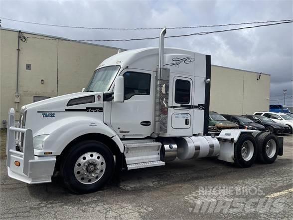Kenworth T880 Tractor Units