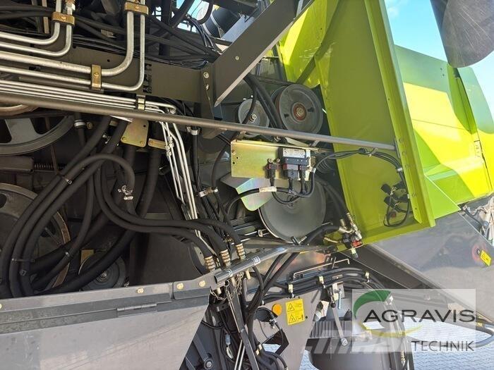 CLAAS LEXION 530 Combine harvesters