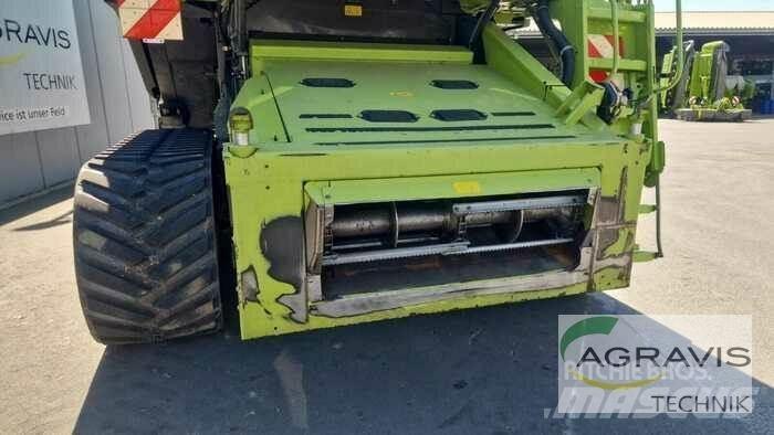 CLAAS LEXION 750 Combine harvesters