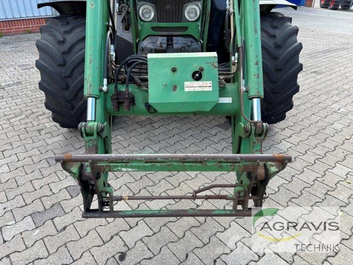Fendt 712 VARIO Tractors