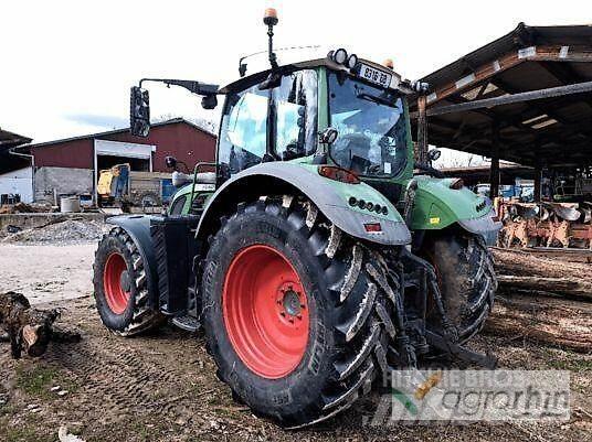 Fendt 716 SCR Tractors