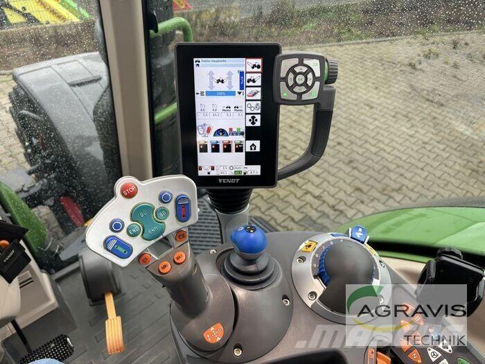 Fendt 724 VARIO S4 Tractors